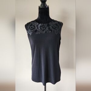 NWT Karl Lagerfeld Paris Black Rose Applique Sheath Blouse Women's Size S.